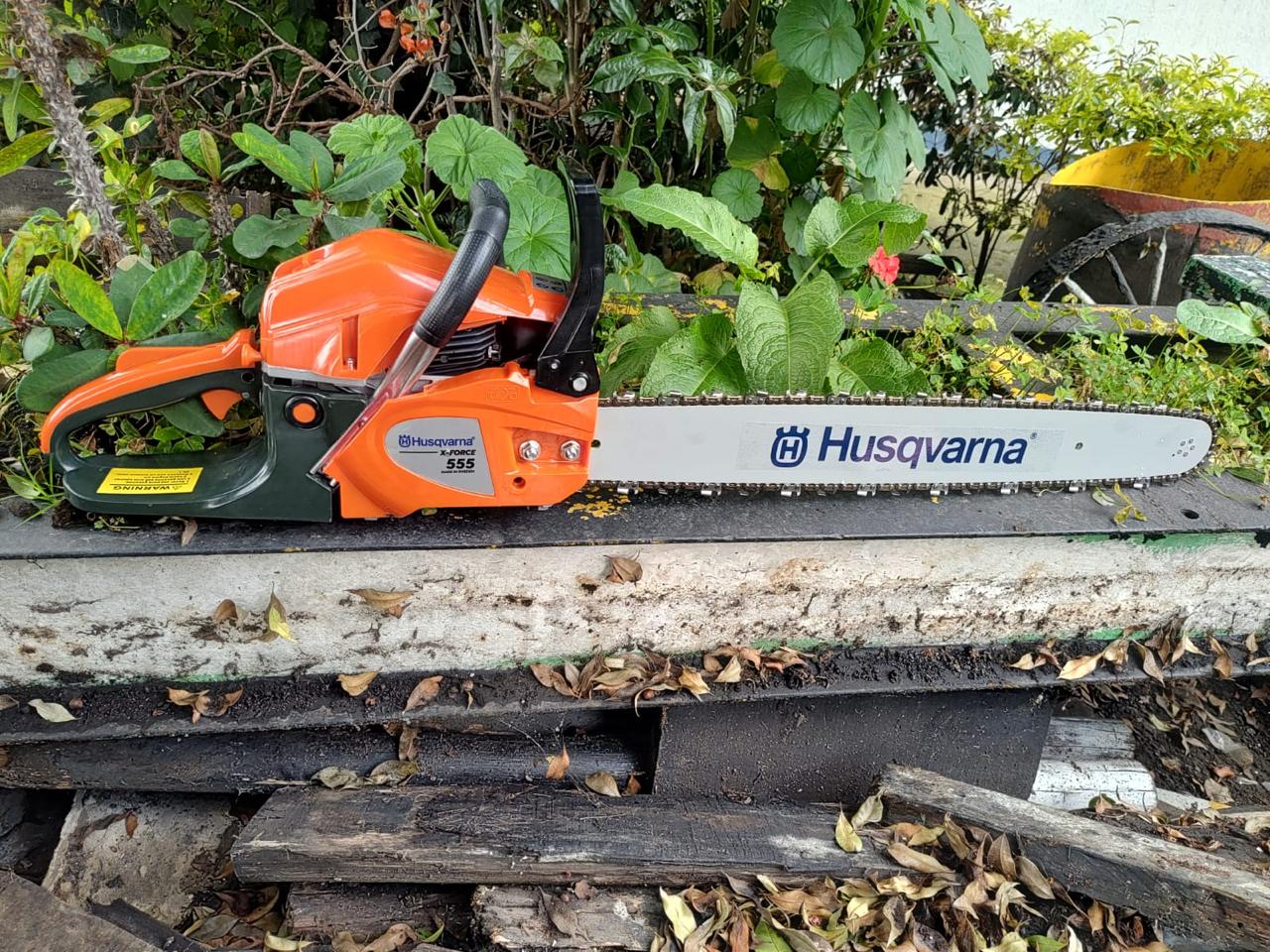Combo Motosierra 555 y Guadaña Fs450