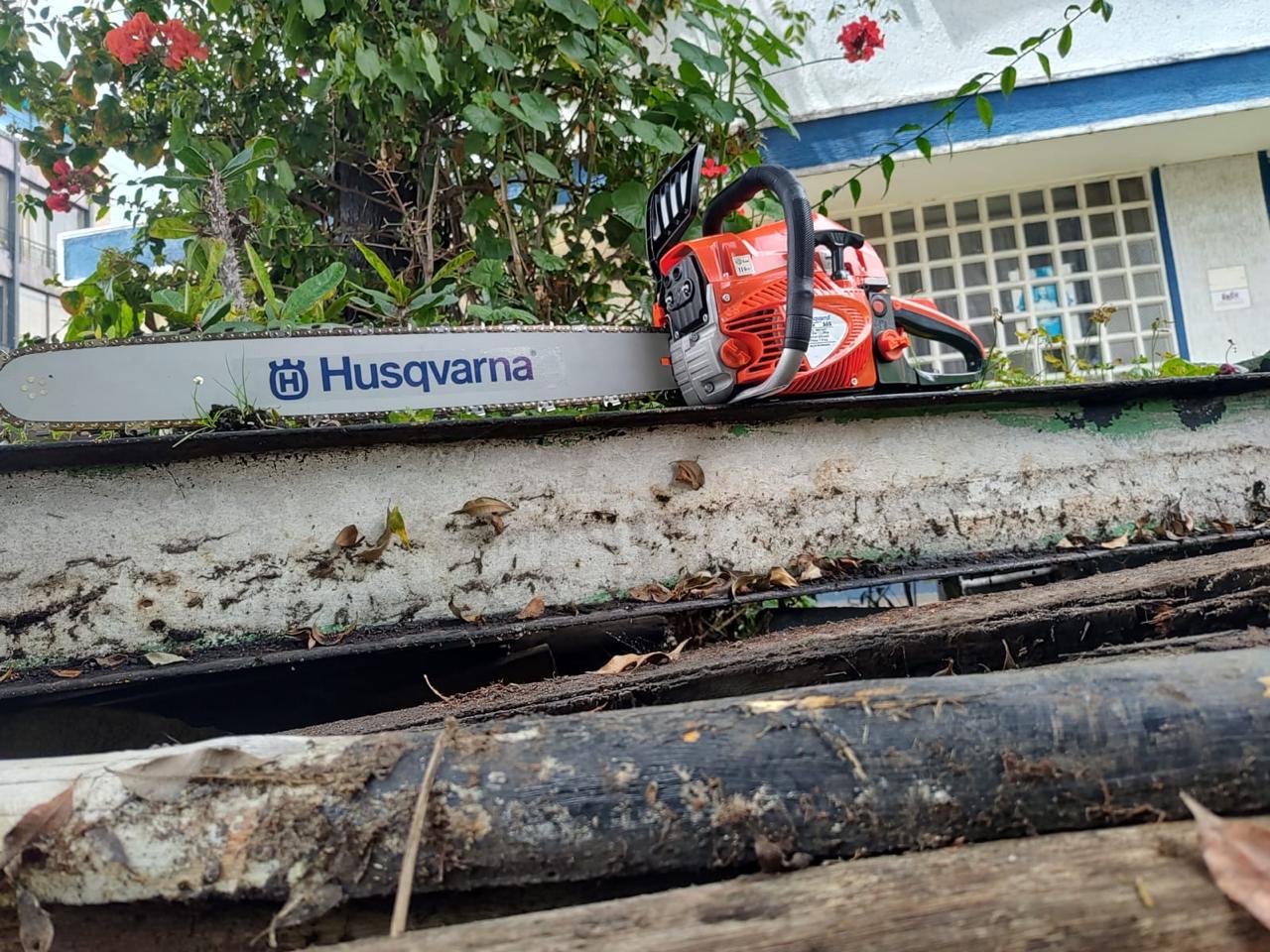 MOTOSIERRA HUSQVARNA 555